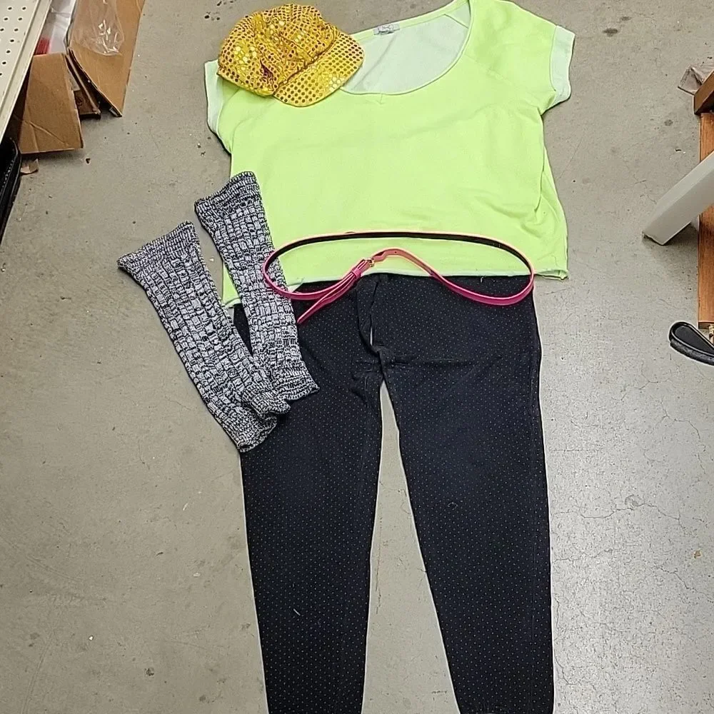 ‎80's outfit for Halloween